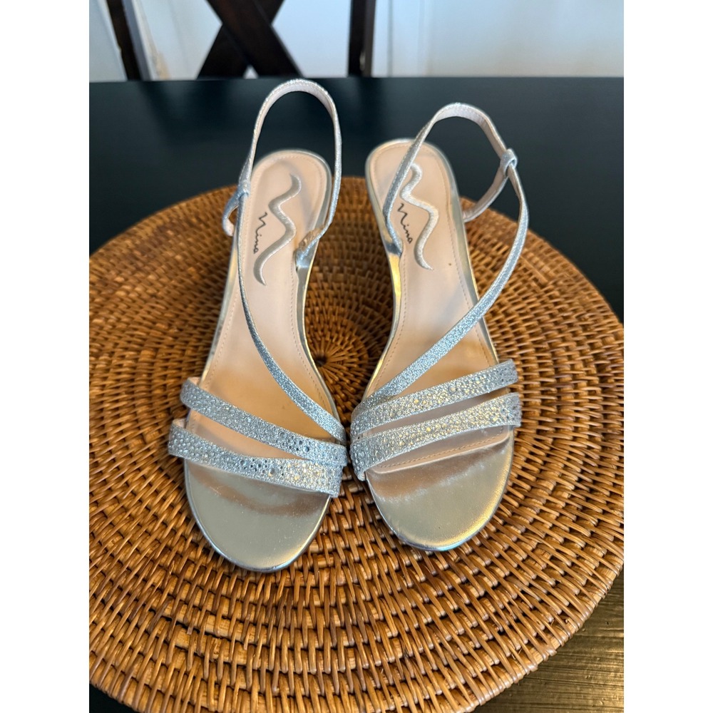 Nina Silver Glitter Strappy Slingback Kitten Heels Sandals Womens 9.5M Evening